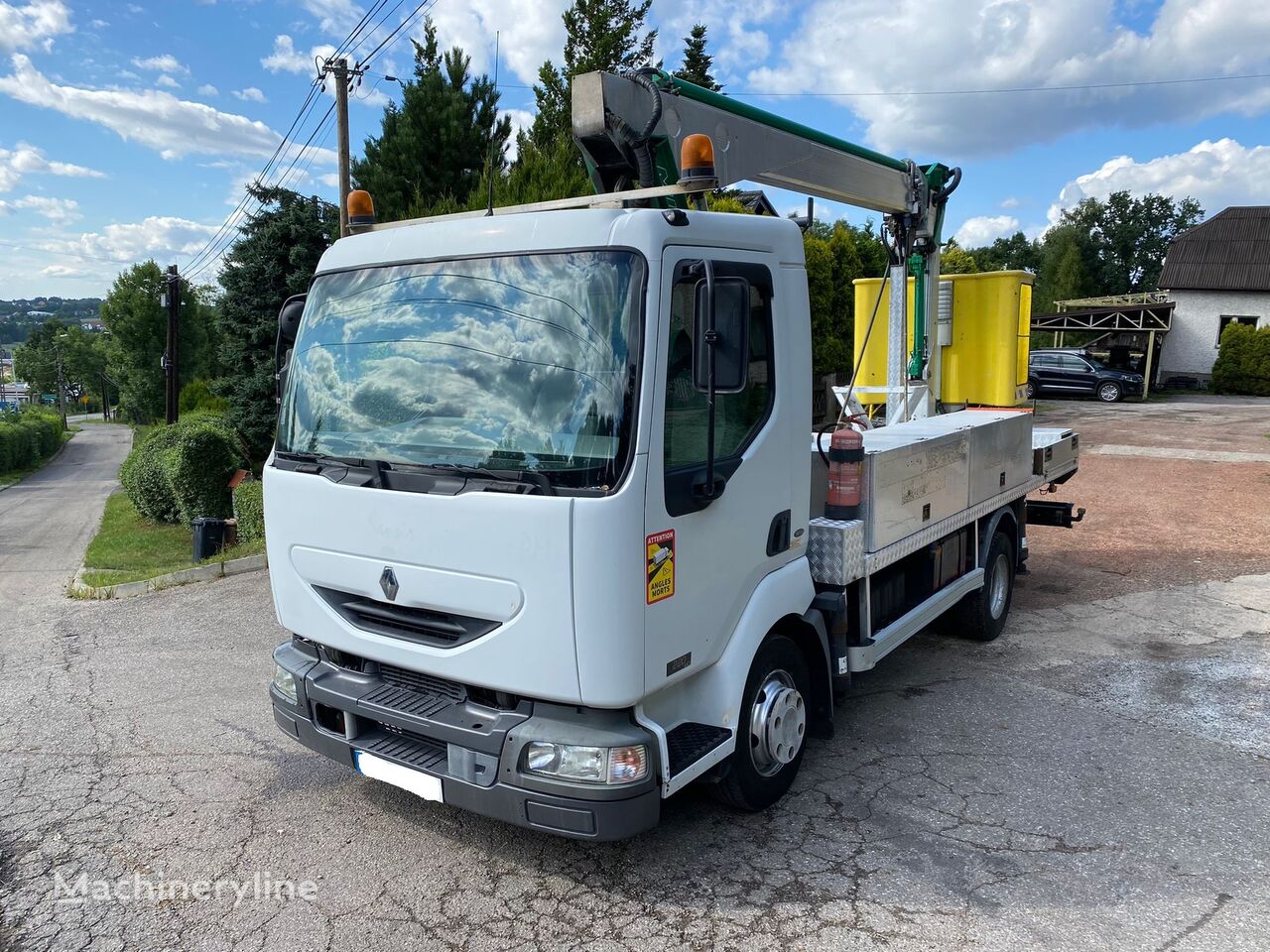 Renault Midlum Dci 220 bucket truck