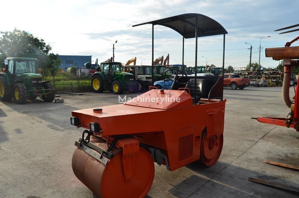 BOMAG BW 90 mini road roller