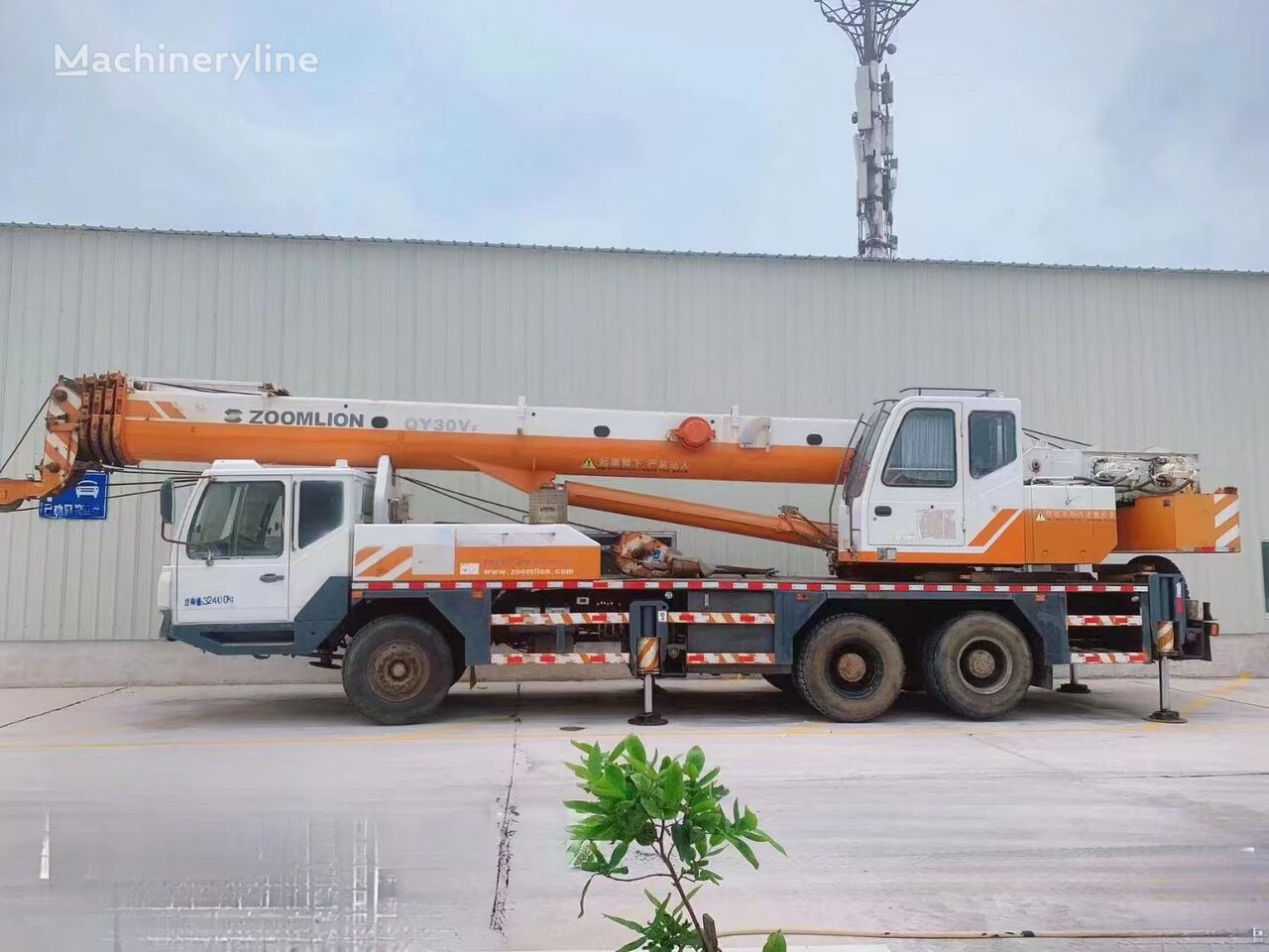 Zoomlion 25 tons truck crane special sale mobile crane
