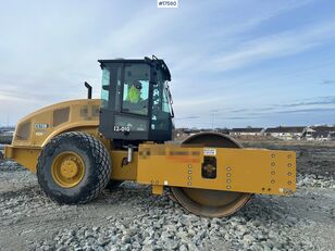 Caterpillar CS78B Roller single drum compactor