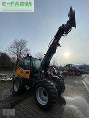 Giant g 5000 telescopic wheel loader