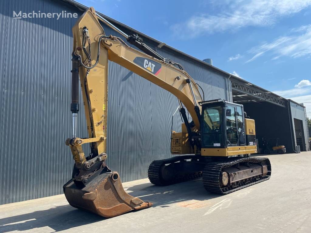 CAT 328D LCR tracked excavator