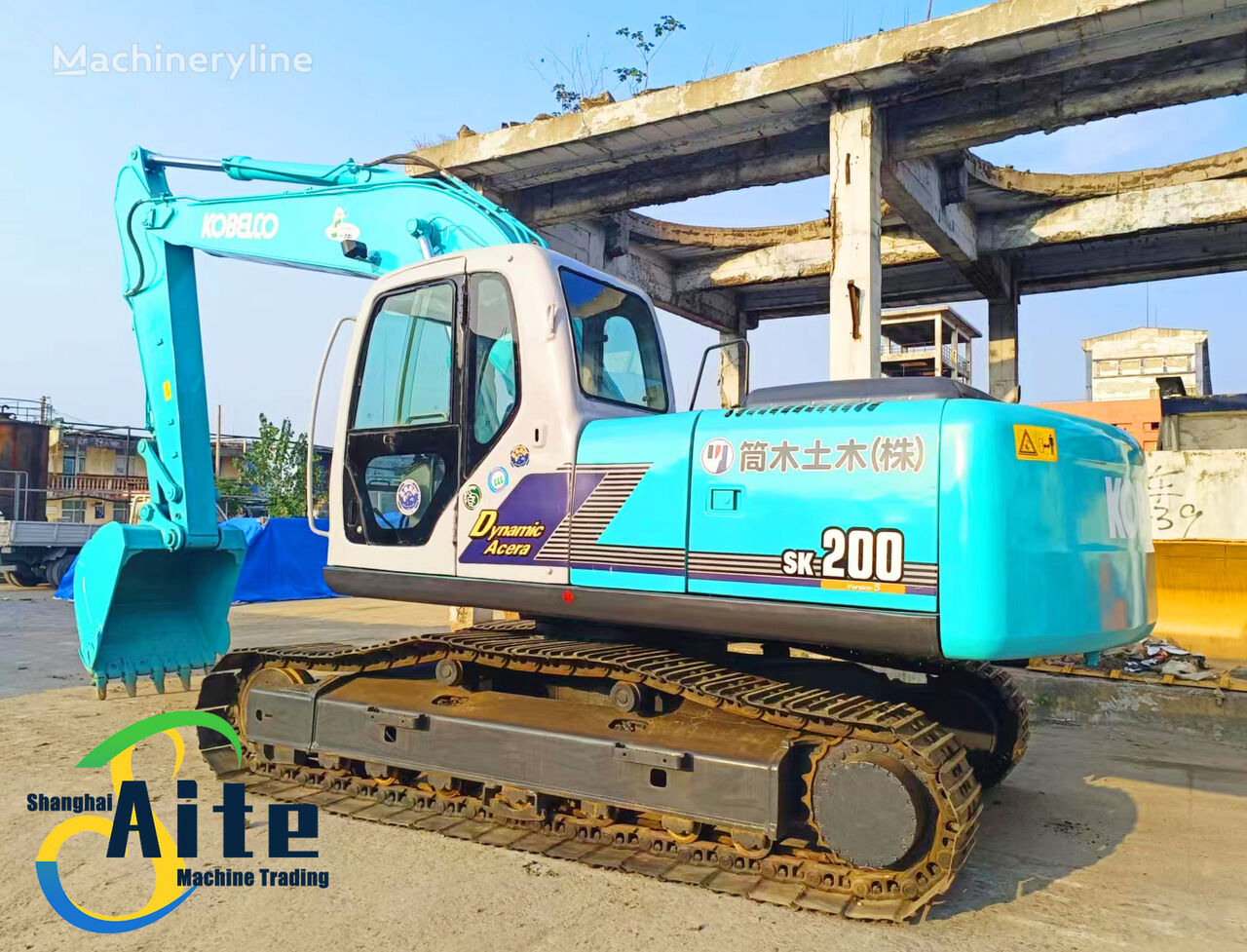 Kobelco SK200 tracked excavator for sale China Shanghai, FD37762