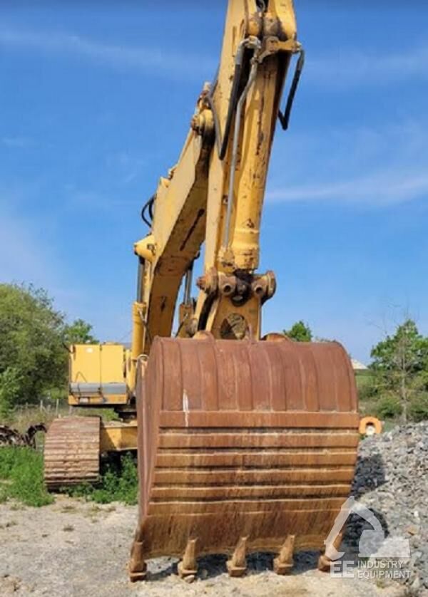 Liebherr R 942 HDSL tracked excavator