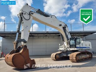 Liebherr R976 HD tracked excavator